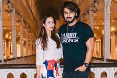 सलमान के भांजे ने रचाई सगाई, गर्लफ्रेंड को किया Kiss, मलाइका ने लुटाया प्यार